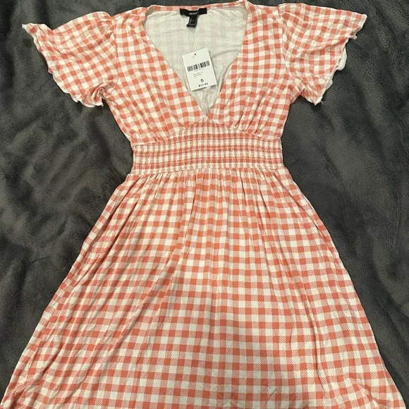 open lace back dress Elderflower Front Pocket Maxi Dress Gingham Red L main image 0
